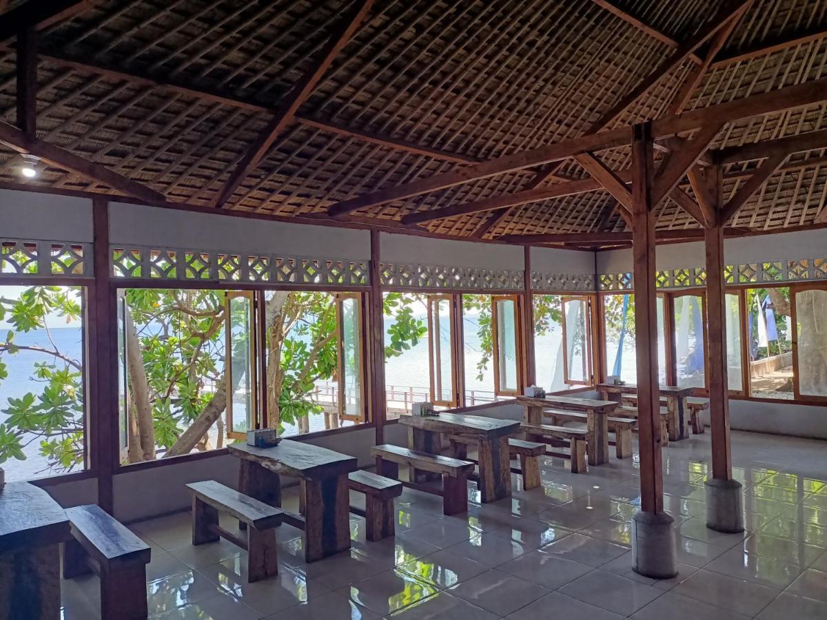 Hotel Cassabonelly à Maumere Extérieur photo