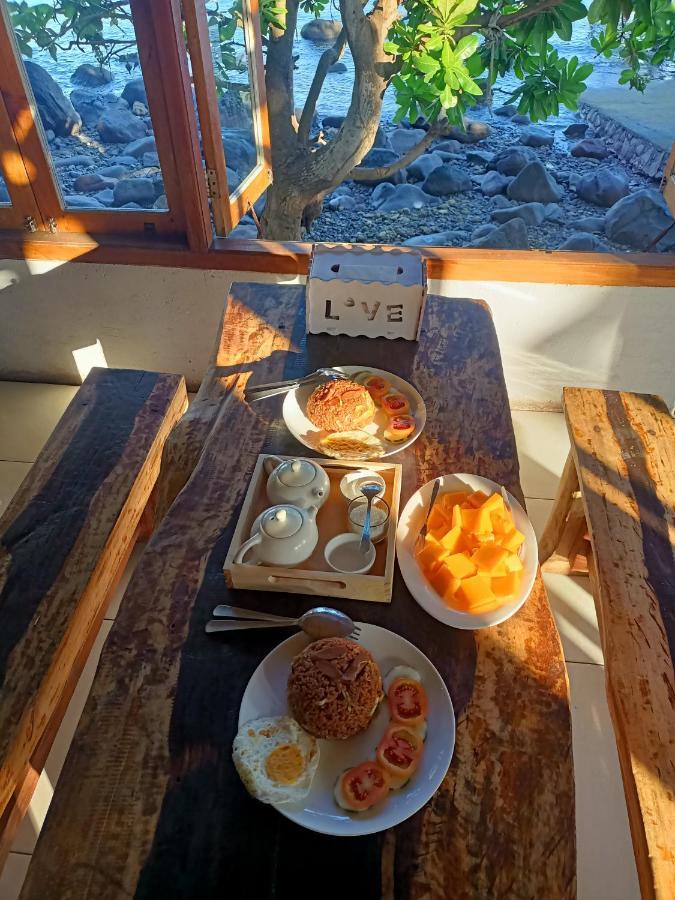 Hotel Cassabonelly à Maumere Extérieur photo