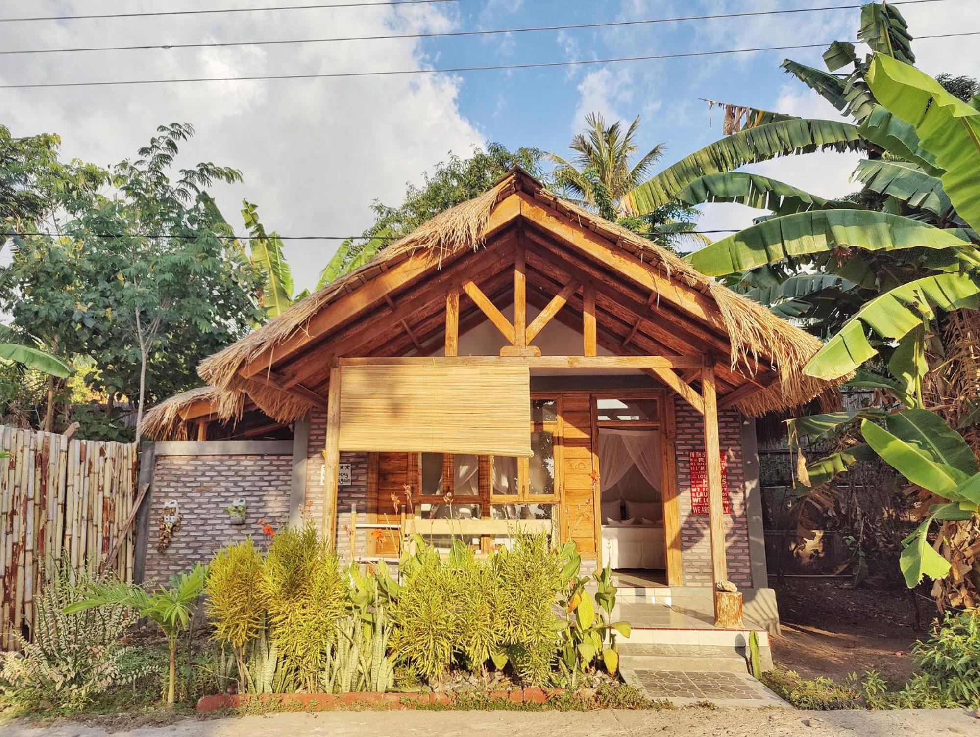 Hotel Cassabonelly à Maumere Chambre photo